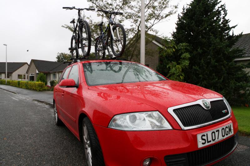 CandJwed-052.jpg - Colin and Judith's car - ready for honeymoon in Raasay