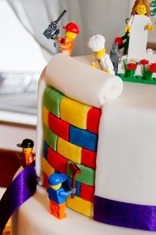 CandJwed-433-2.jpg - Lego Cake